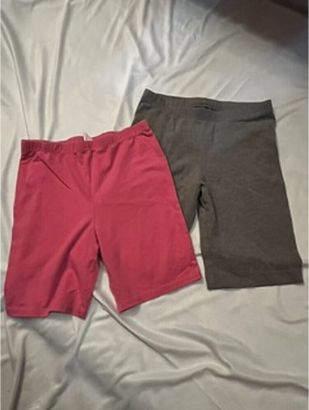 2 spandex girls shorts